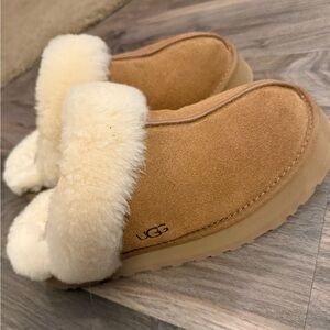 UGG Women’s Disquette Slippers